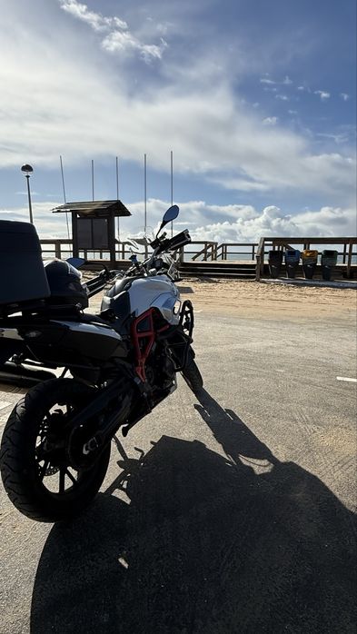 BMW F700GS como nova