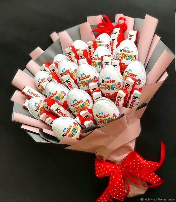 Букети солодкі і солоні Харків на різні свята букет дівчині