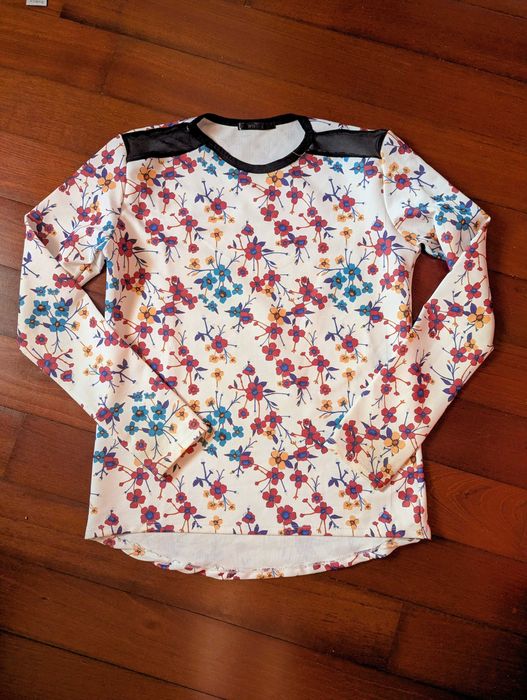 Camisola florida