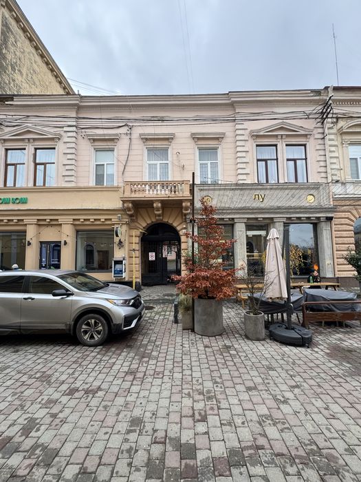 Продаж квартири під КОМЕРЦІЮ в самому центрі площа філармонії