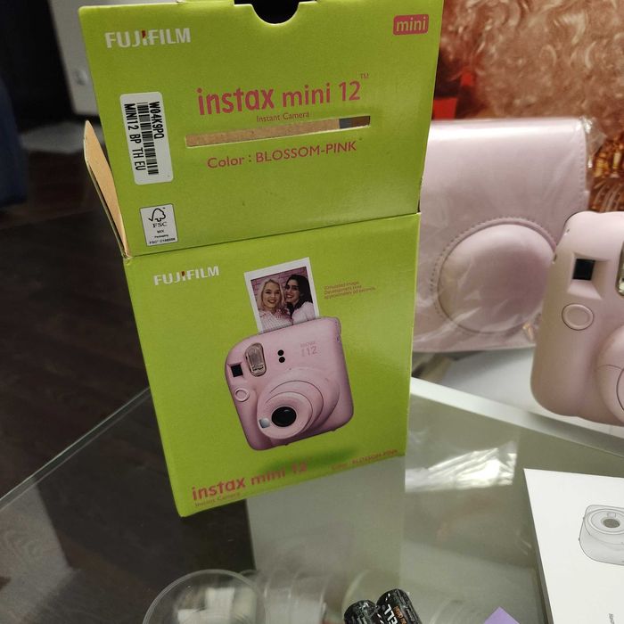 Подарунковий набір Fujifilm Instax Mini 12