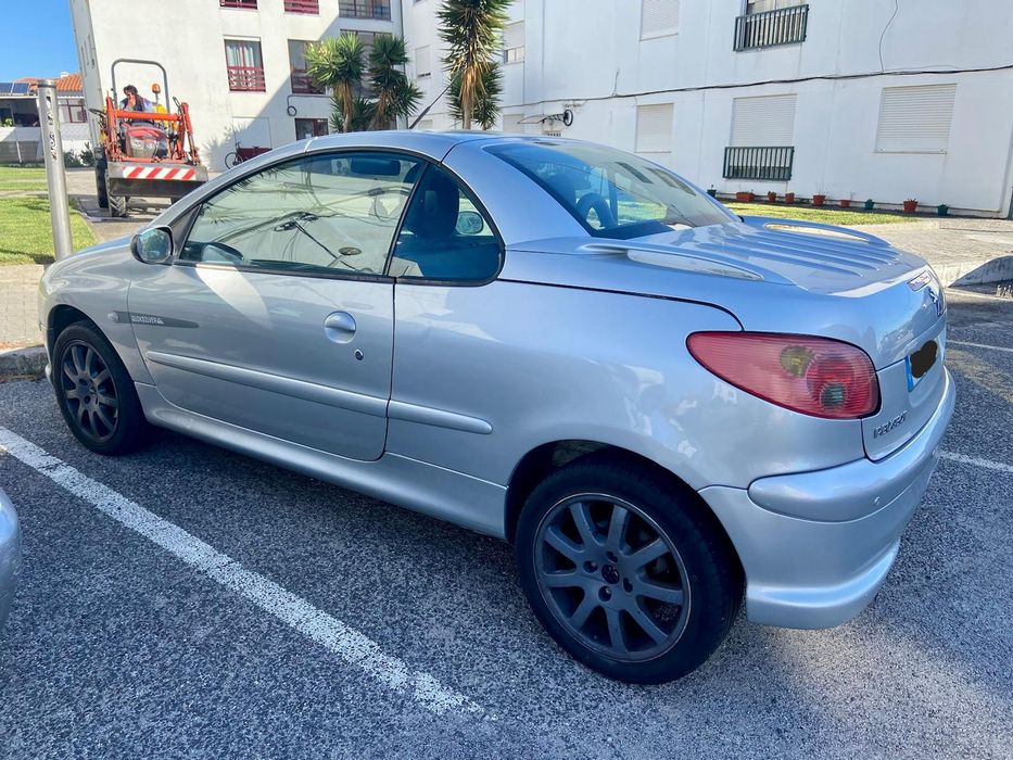 Peugeot 206cc em bom estado