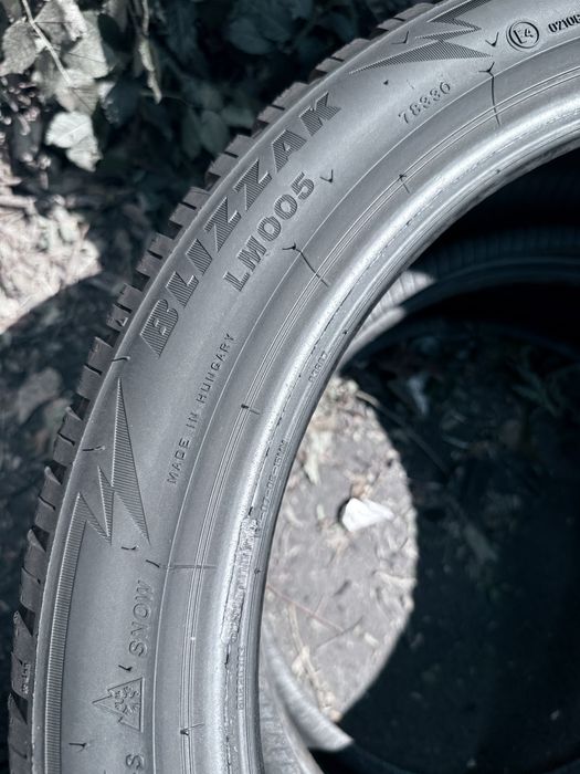 225 45 19 Bridgestone Blizzak LM005 85% 2023 Шини Зима