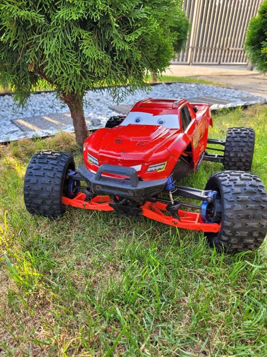 Model RC Traxxas Maxx Wide v2  Hobbywing 6S Body McQueen ful zestaw