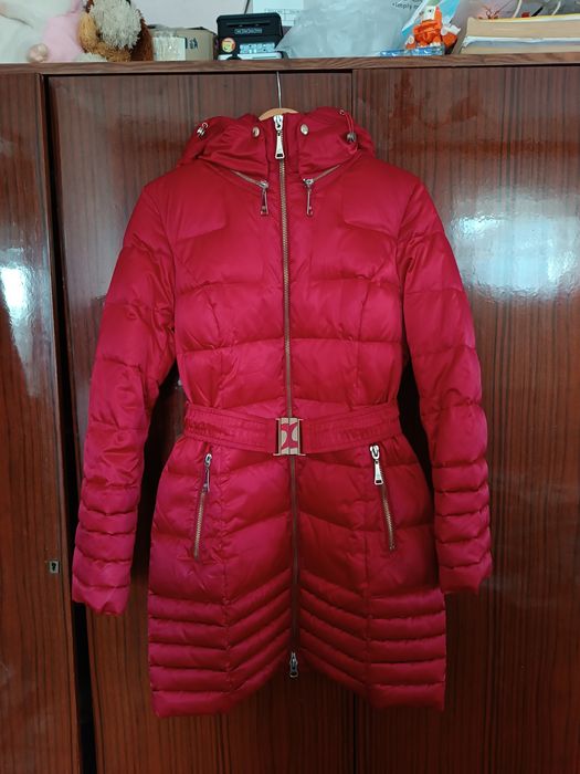 Продам пальто ecaerst