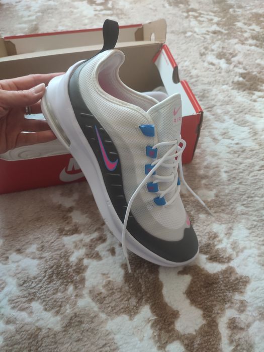 Оригінальні кросівки Nike Air Max Axis