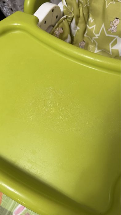 Стільчик для годування