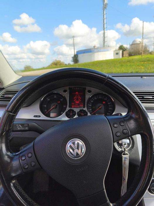 Carrinha VW Passat 2.0 TDI Automática | Conforto e Espaço