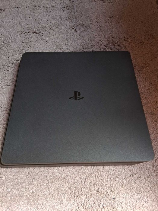 Zestaw PlayStation 4 Slim 500GB + Pad + Okablowanie + 7 Gier