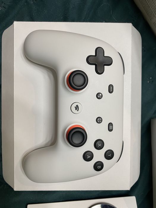 Комплект Google Stadia Premier Edition