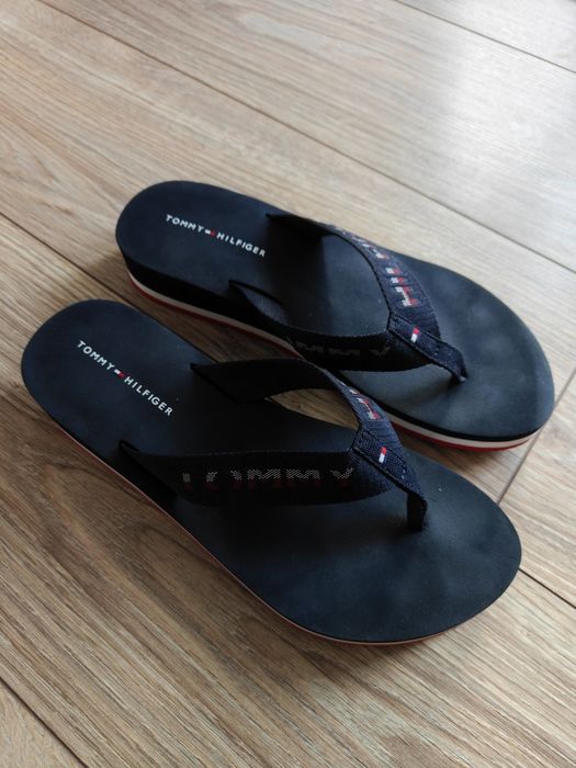 Japonki Tommy Hilfiger