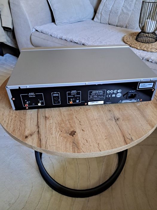 Odtwarzacz cd   Onkyo C 7070 srebrny