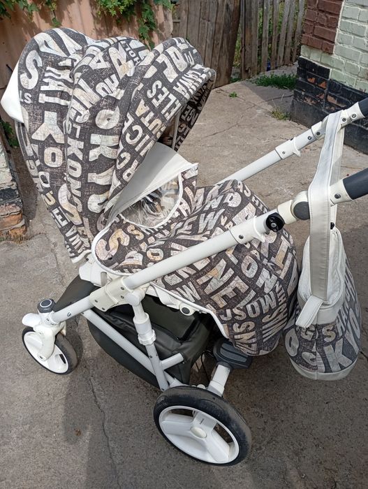 Продам коляску 2в1