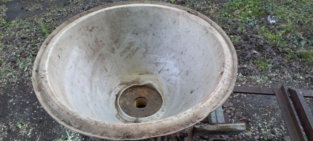 Круподерка, зернодробілка.