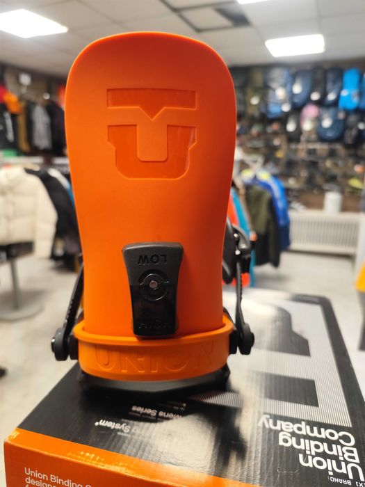 Кріплення UNION сноубордичні нові. Розміри S/M та М/L