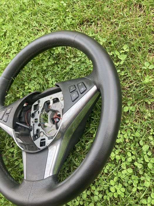 Kierownica sport bmw e60 e61 e63 grzana start/stop