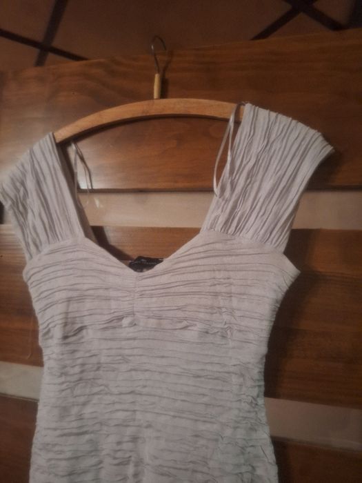 Sukienka River Island rozm.M rtan bardzo dobry.