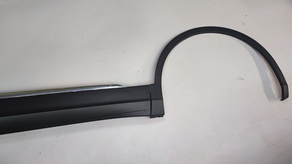 Арка молдінг крила VW Tiguan 18 19 20 21 Allspace USA накладка двері