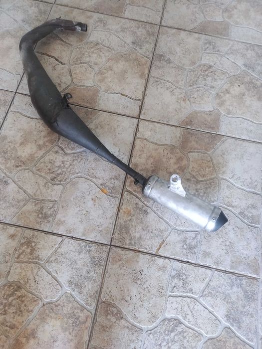 Escape de moto DT LC 50