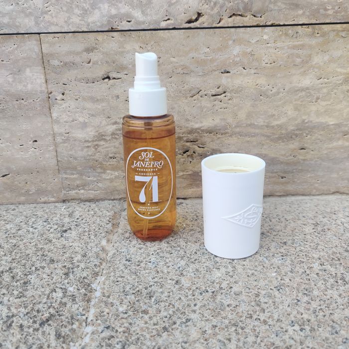 Sol de janeiro perfume cheiro a pipoca caramelizada