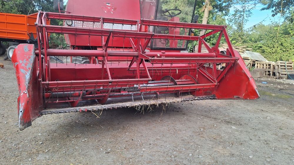 Kombajn Massey Ferguson 487