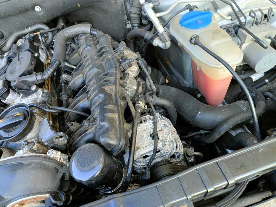 Silnik kompletny AUDI A4 B8 1.8 TFSI kod silnika CDHA