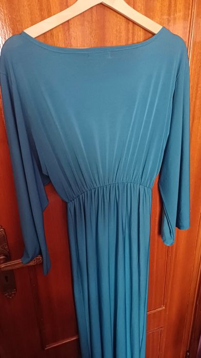 Vestido comprido turquesa