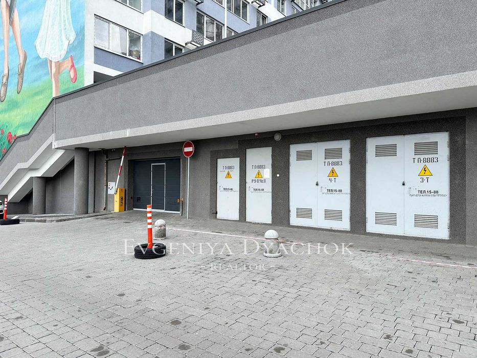 Продаж паркомісць в ЖК Лебединый, Ревуцького, 40-Б