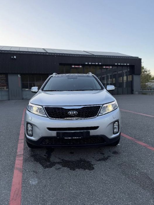 Продам Kia Sorento 2013 року