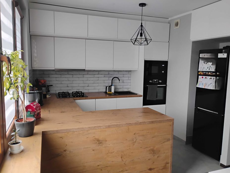 Sprzedam przestronne mieszkanie na osiedlu Przytorze