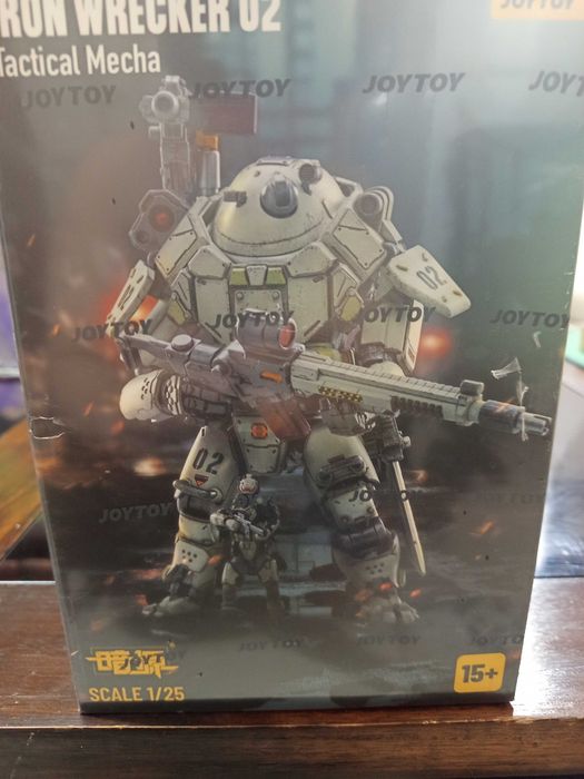 Mecha Iron Wrecker