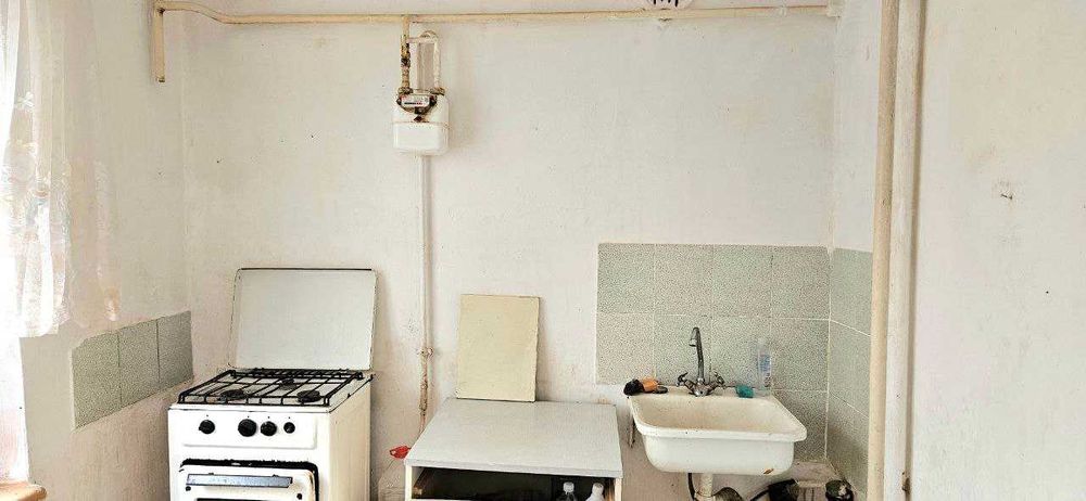 Продам 1-комн., пр. Юбилейный, 1/9 эт.