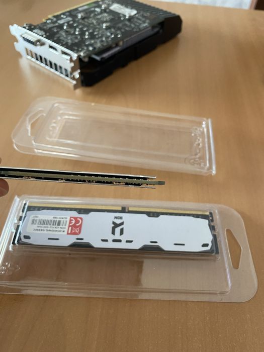 Оперативная память IRDM 2x4gb ddr4 2400MHz