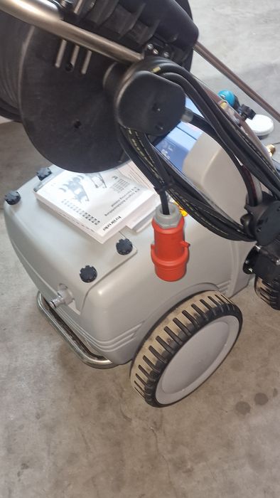 Maquina de lavar de alta pressao KRANZLE QUADRO 1000 TST 220 BARES