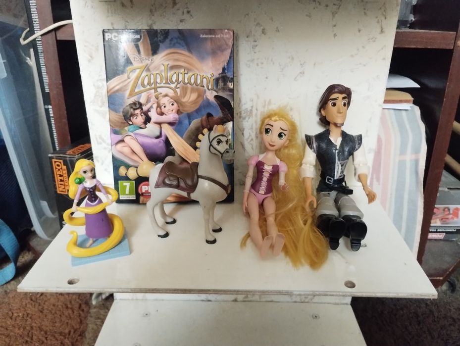 Zaplątani: Figurki z grą