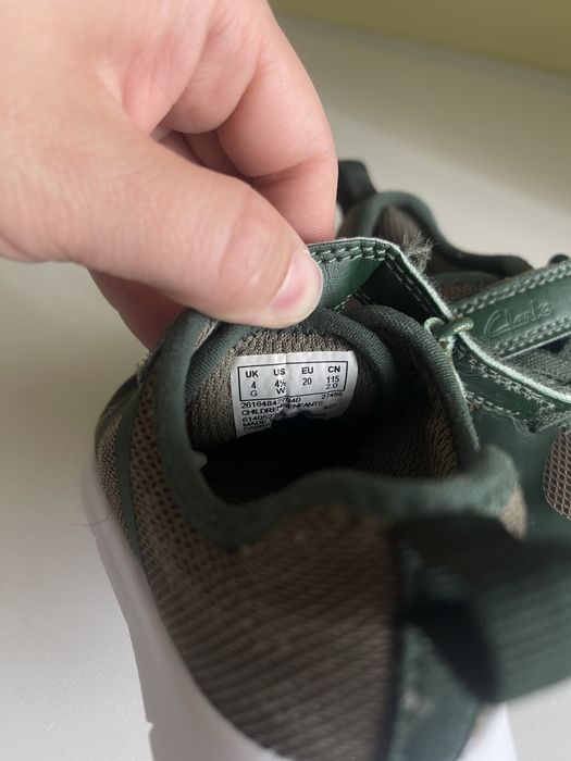 Дитячі кросівки Clarks 20 розмір