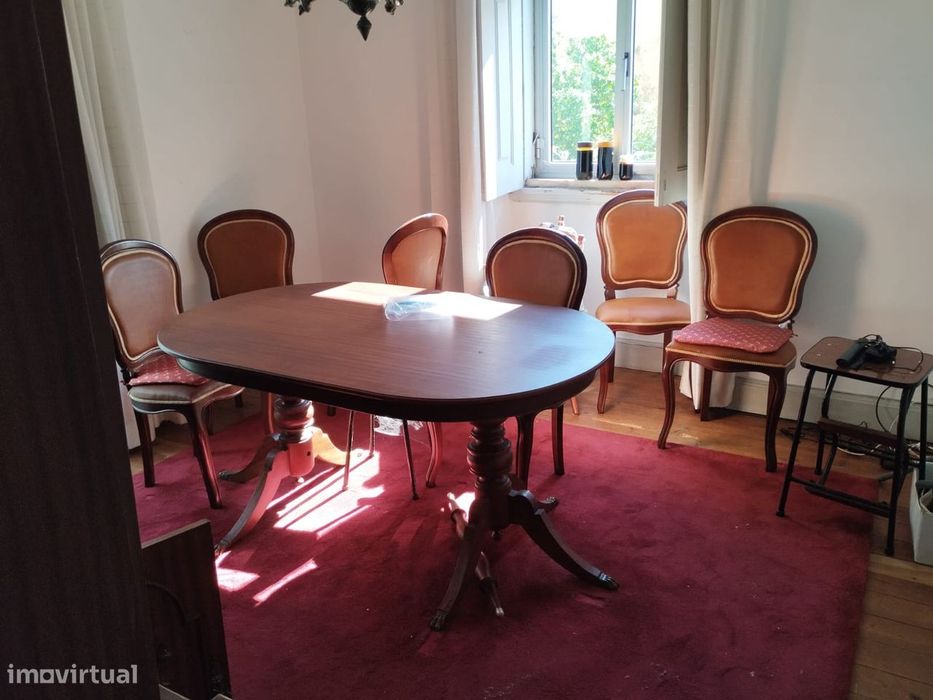 Apartamento T4 na Alameda da Conchada