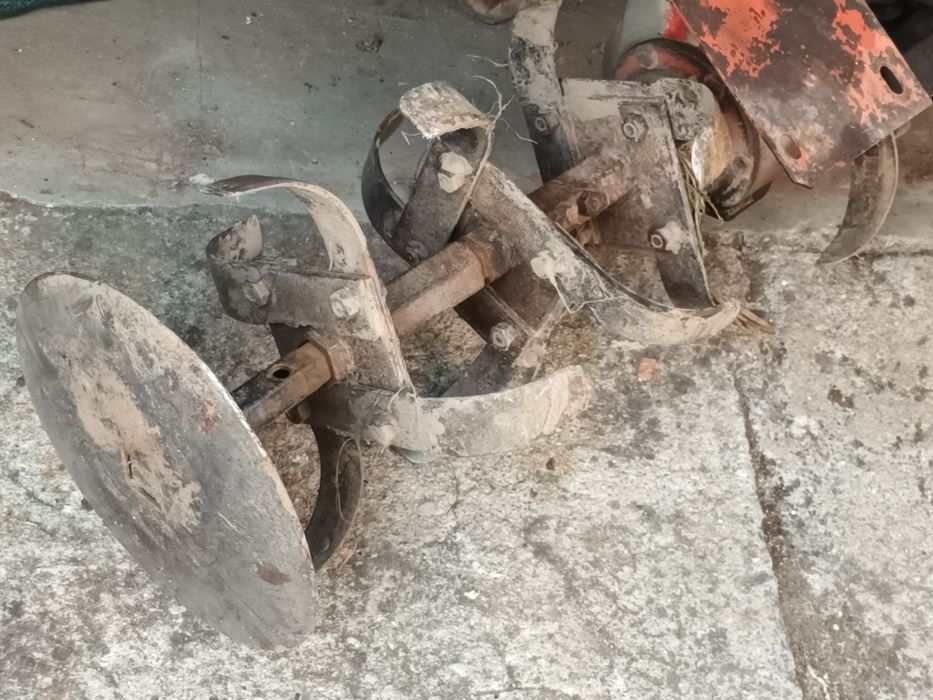 Moto enxada lombardini ld 360  diesel usada