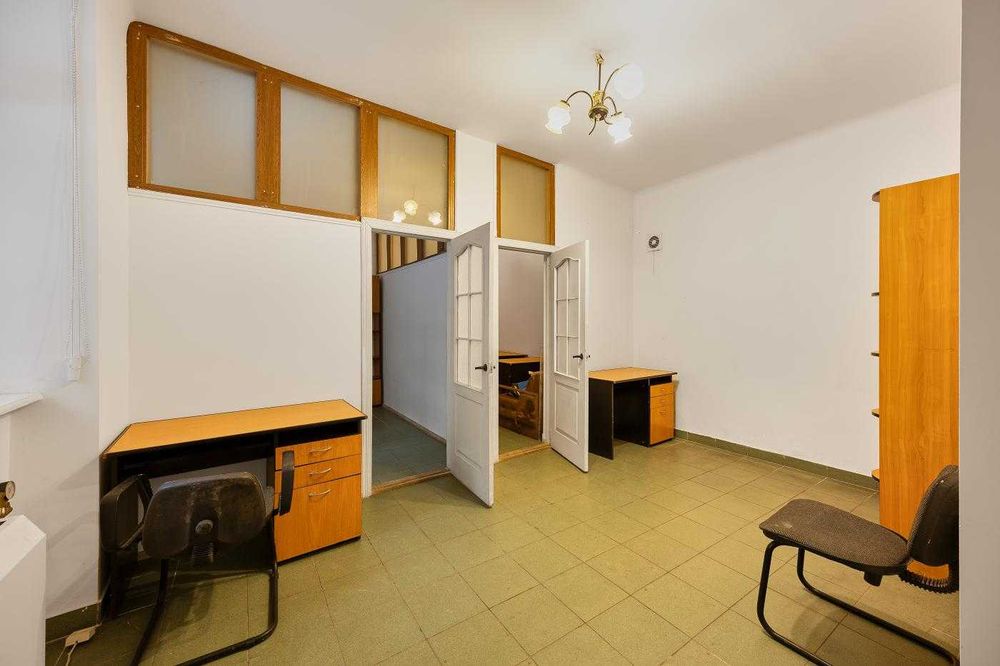 приміщення для офісу, майстерні, перукарні чи інший вид. Нефасадне