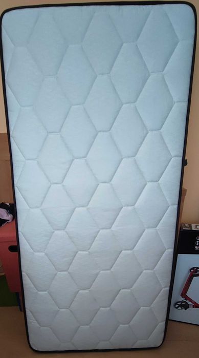 Colchão de molas ortopédico de solteiro - COMO NOVO
