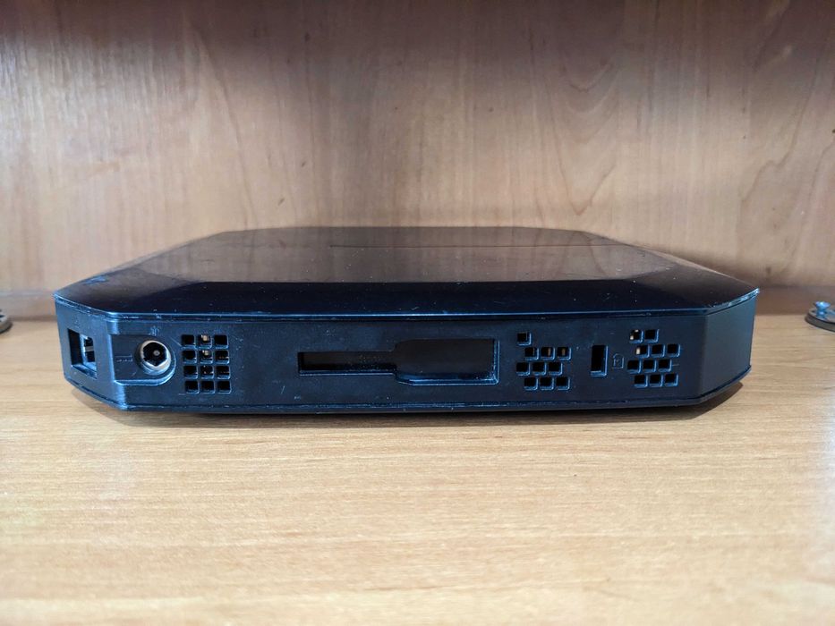 Мини пк неттоп Acer Revo 70 + адаптер питания