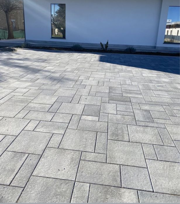 Укладання бруківки резинове покриття