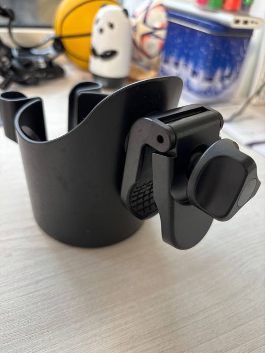 Підстаканник для коляски