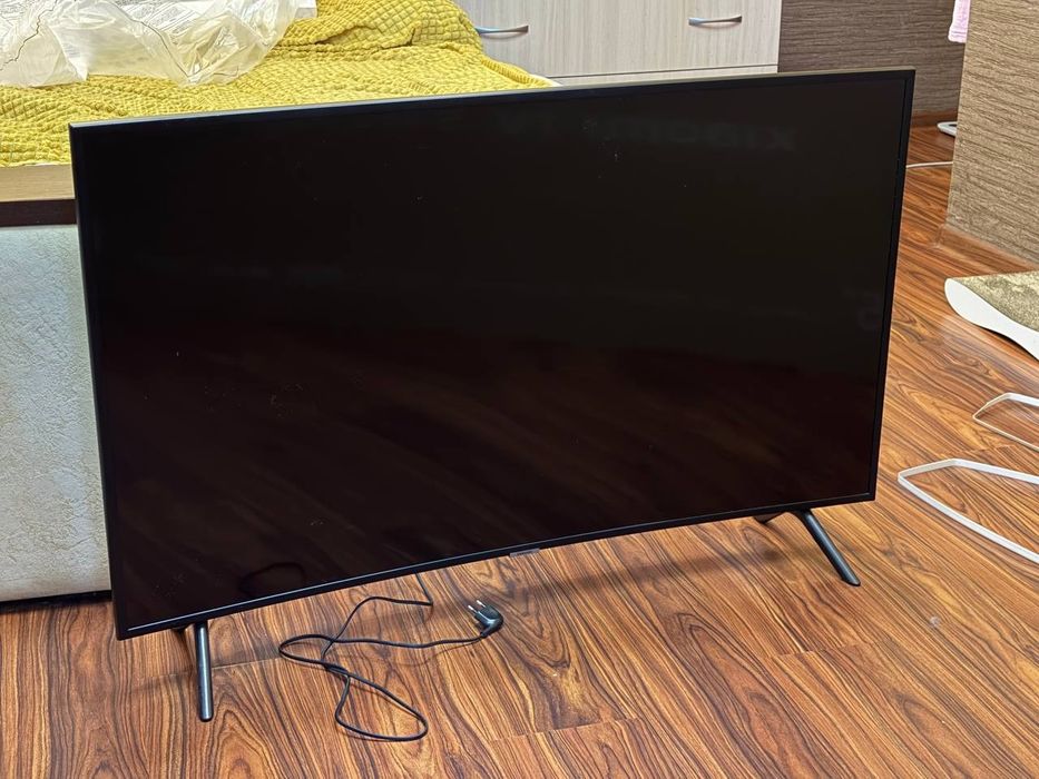 Продам телевізор  samsung ue49nu7300uxua