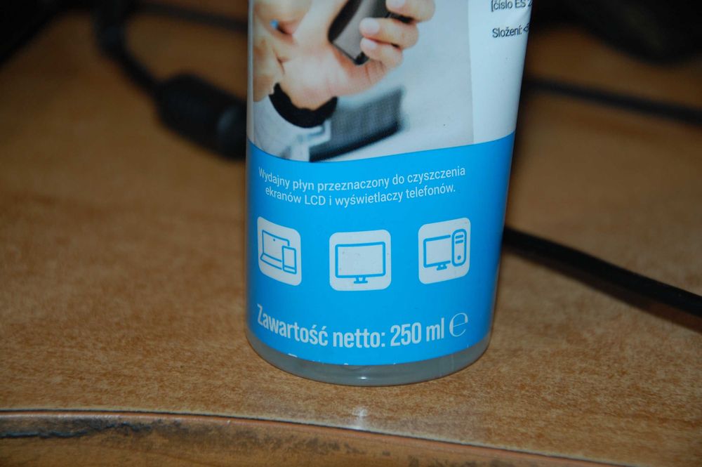 nowy plyn do czyszczenia ektanow LCD 250ML