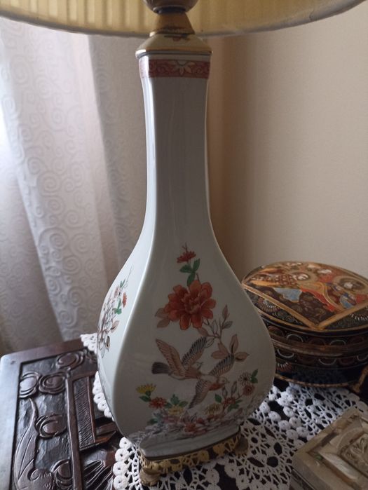 Candeeiro Vista Alegre Magnólia com abajour