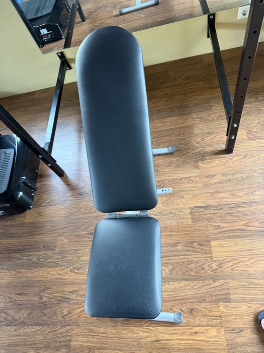 2 Weight Training Benches459441853863055363