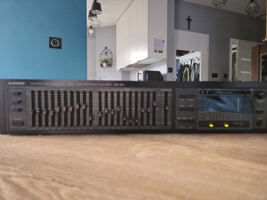 Korektor graficzny Azden GX-50