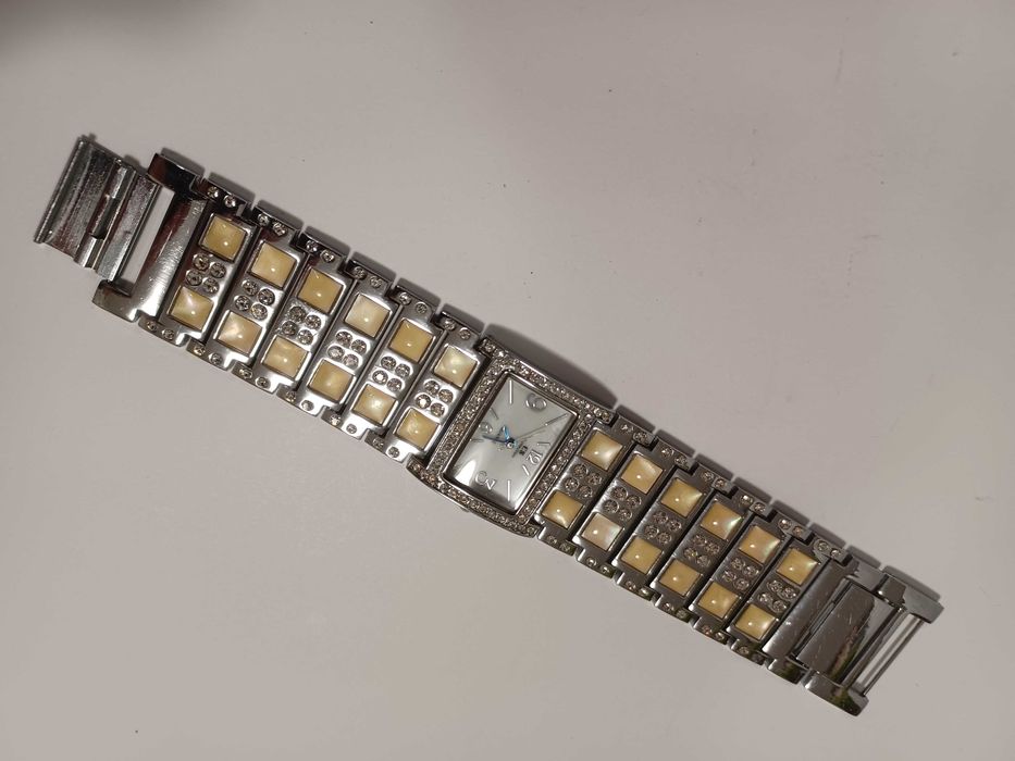 Годинник, кварц CS collection, інкрустований, механізм Японія.