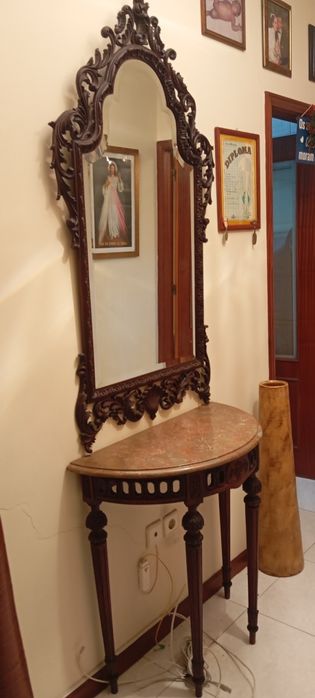 Conjunto mesa de espelho + espelho clássico em madeira trabalhada